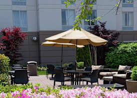 Hilton Garden Inn Newport News 2