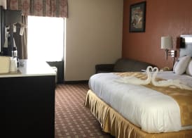 Baymont by Wyndham Cincinnati Sharonville 3