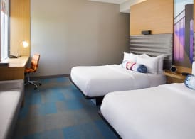 Aloft by Marriott Philadelphia Airport 5