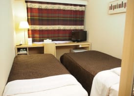Pearl Hotel Kayabachou 4