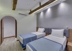 ADELLA GARDEN MARİNA HOTEL 4