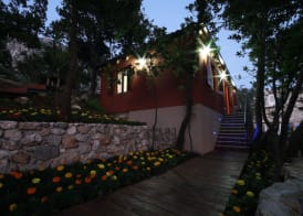 Harmonia Bungalows & Pool 3