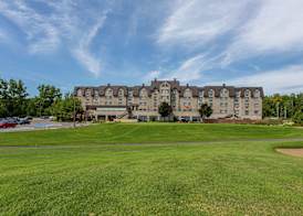 DoubleTree by Hilton Quebec Resort 3