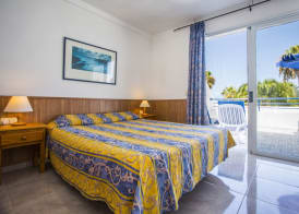 Apartamentos Puerto Colon Club 4
