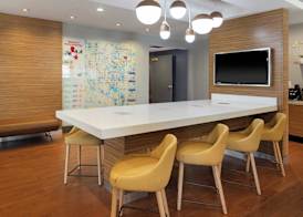 TownePlace Suites by Marriott Ontario Airport 3