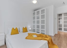 XOV 1BDR Apartments in Pipera 5