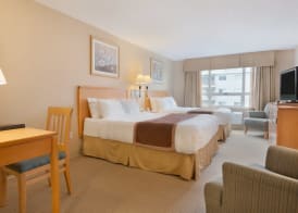 Ramada by Wyndham Nanaimo 3
