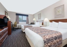 Baymont by Wyndham Columbus/Rickenbacker 5