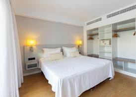 Hipotels Apartamentos Cala Bona 4