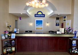 Days Inn by Wyndham Robstown 5