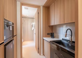 InterContinental Hotels Shanghai Jing'An Ser Apt.by IHG 3