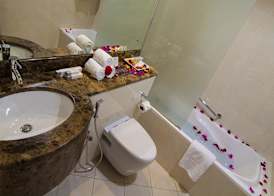 Auris Boutique Hotel Apartments 5