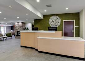 Best Western Plus Las Colinas Inn & Suites 3