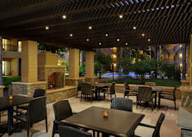 Embassy Suites by Hilton Phoenix Tempe 2