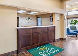 Quality Inn & Suites Olde Town 2