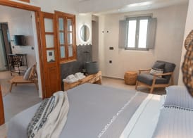 Almyra Oia Suites 5