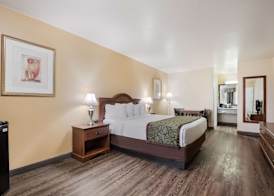 SureStay Hotel by Best Western Fernley 4