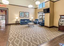 Comfort Suites Chicago O'Hare Airport 4