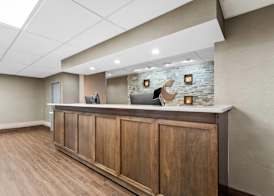 Comfort Suites Near Potomac Mills 5