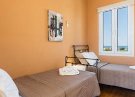 Daphnis Villas 3