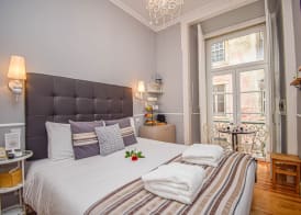 B in B Lisbon Downtown Suites 3