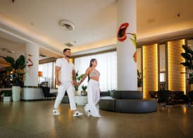 Marseilles Beachfront Hotel 3