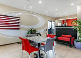 Econo Lodge Northport - Tuscaloosa North 3
