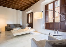 tuGuest Elvira Suites 5
