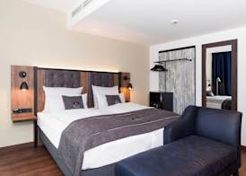 Holiday Inn - the niu, SADDLE FÜRTH by IHG 2