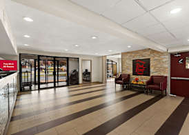 Red Roof Inn Martinsburg 2