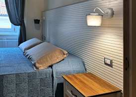 Bed and Chic art rooms 4