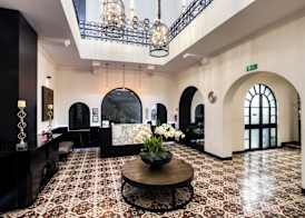 AR 218 Hotel by ULIV 2