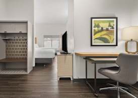 Holiday Inn & Suites BOTHELL by IHG 3