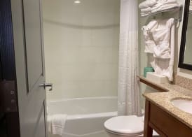 Ramada by Wyndham New York Times Square West 5