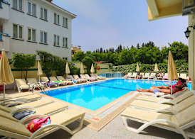 Amaris Apartments 2