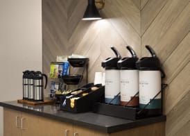Fairfield by Marriott Inn & Suites Fresno River Park 3