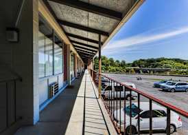 Edyn Hotel By Townhouse Wytheville US 52 2
