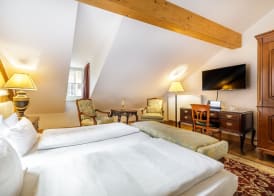 Chin-Chin Hotel ehemals Bohemian Hotel 4