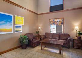 Days Inn & Suites by Wyndham Cuba 3