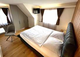 Seiler's Hotel 3