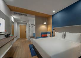 Holiday Inn Express Nanjing Happy Valley by IHG 5
