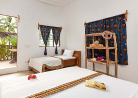 Shanuo Beach Bungalows 4
