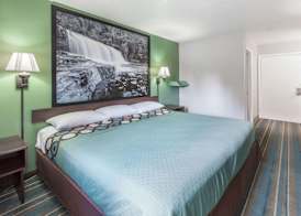 Super 8 by Wyndham Chickasha 4