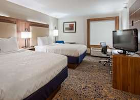 Best Western Plus Kansas City Airport - KCI East 4