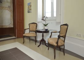 Dukes Corner Guest House 3