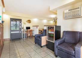 Econo Lodge Cloverdale 4