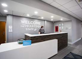 Hampton Inn Elkins 5