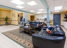Super 8 by Wyndham Newcomerstown 4