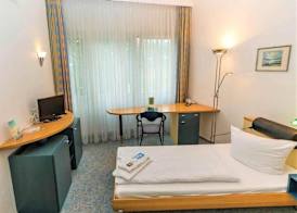 Seepark Hotel am Wandlitzsee 5