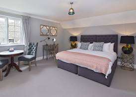 The Sheep on Sheep Street Hotel 4